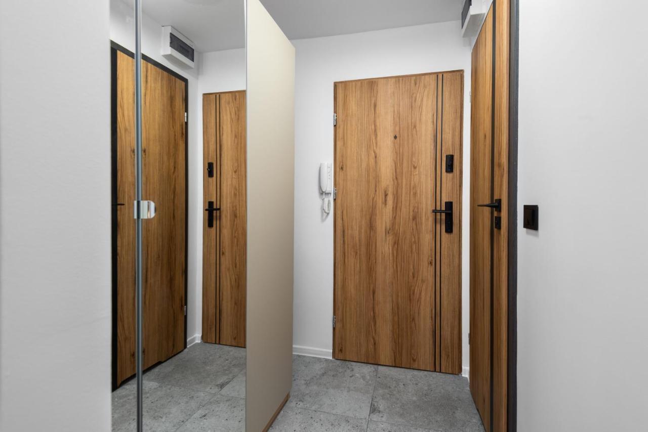 Kairos Apartments - Silver - Darmowy Parking, Scisle Centrum Gliwice Dış mekan fotoğraf